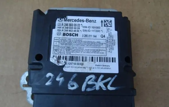 Mercedes-Benz B W246 W242 Airbag control unit/module A2469000903