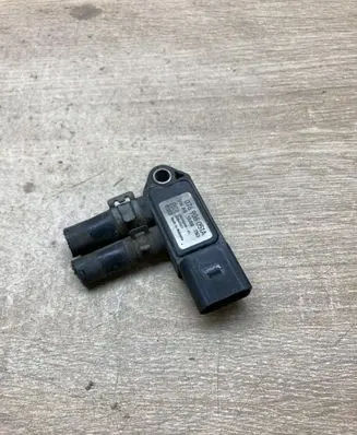 Volkswagen Touran I Exhaust pressure sensor 076906051A