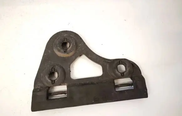 Audi A2 Fender mounting bracket 8z0821250a