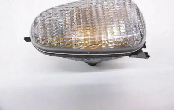 Ford Taurus Front indicator light F8DB-13368-A