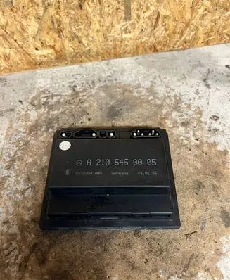 Mercedes-Benz E W210 Other control units/modules A2105450005 898780000