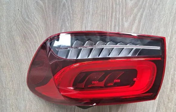 Rear/tail lights