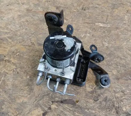 Renault Megane III ABS Pump 476605296R 10021208934