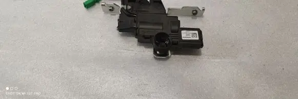 Volvo S60 Seat back rest lock catch 31436463