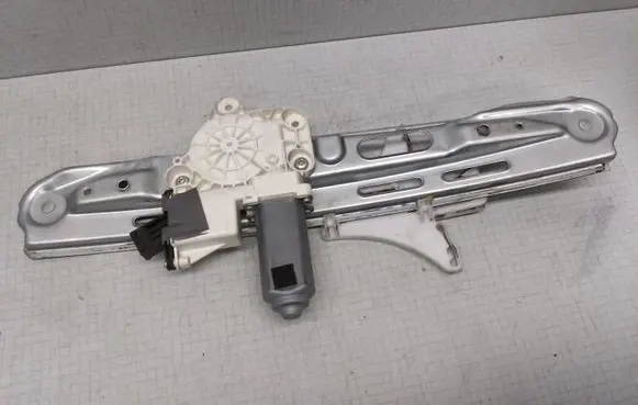 Opel Vectra C Rear door window regulator with motor 24414777RH 106155102 1137328066