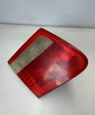 BMW 3 E46 Tailgate rear/tail lights 8368759
