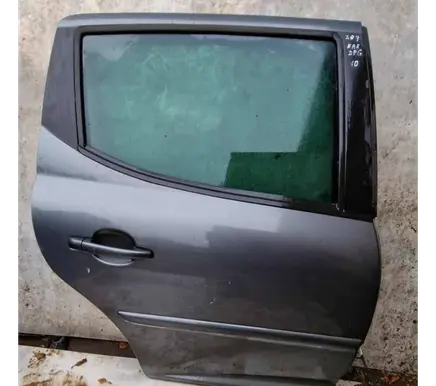 Peugeot 207 Rear door