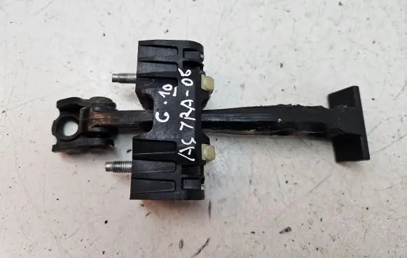 Opel Astra H Rear door check strap stopper