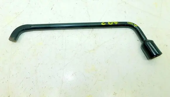 Peugeot 207 Wheel nut wrench 4523345 188178