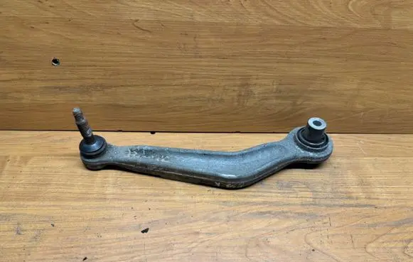 BMW 5 E39 Rear control arm 33306772242 6767832 6772242