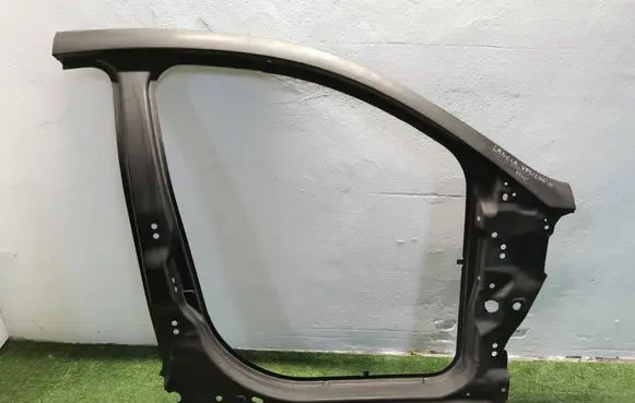 Lancia Ypsilon Front quarter panel YPSILONPOSZYCIEDAN