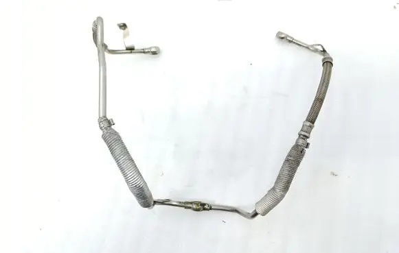 BMW X5 E70 Turbo turbocharger oiling pipe/hose 