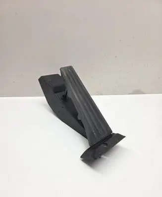 BMW 5 E60 E61 Accelerator throttle pedal 6766930 25916010 08060