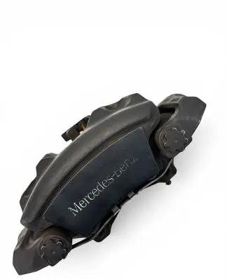Mercedes-Benz E C207 W207 Front brake caliper A2044213681 A204421368180 A2044211194