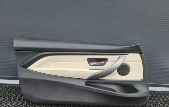 BMW 4 F32 F33 Front door card panel trim