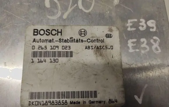 BMW 5 E39 Brake system control unit/module 0265109023