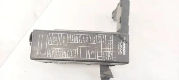 Nissan Primera Fuse box set BV002