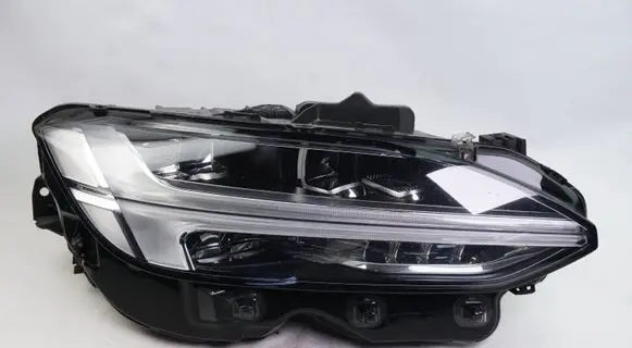 Volvo S90, V90 Headlight/headlamp 31468907