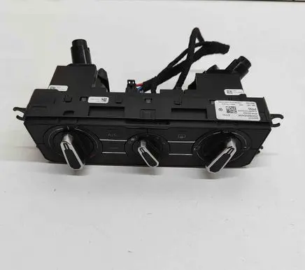 Volkswagen Polo VI Interior fan control switch 2G2820045K
