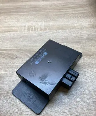 Volkswagen PASSAT B5 Comfort/convenience module 1J0959799H