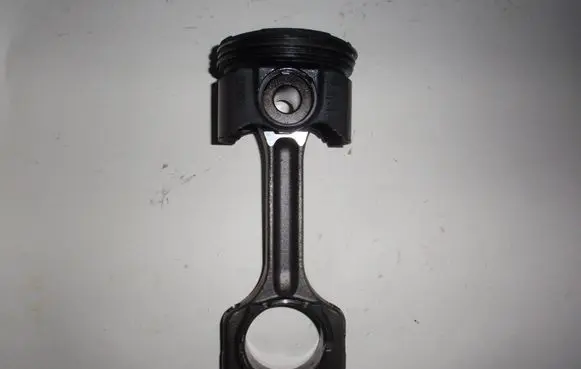 Fiat Ducato Piston with connecting rod 46348913