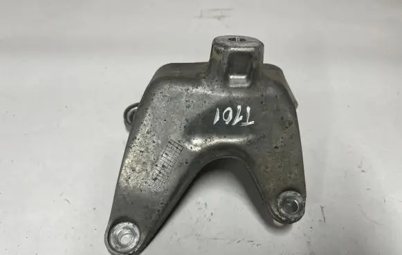 Porsche Macan (95B) Engine mounting bracket 95B199307A