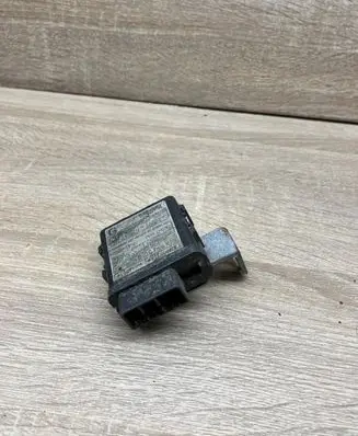 Mitsubishi Galant Alarm control unit/module MR301003 NL98010870