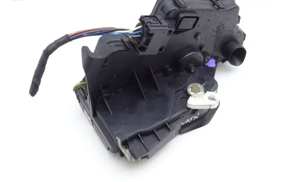 BMW 3 E46 Front door lock 