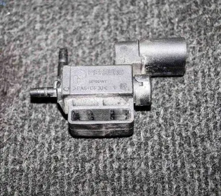 Audi A5 8T 8F Turbo solenoid valve 037906283C