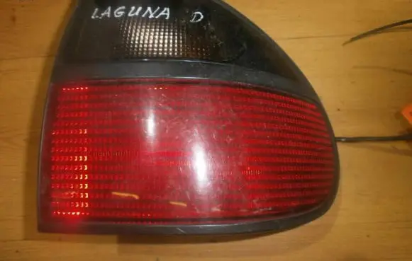Renault Laguna I Rear/tail lights 7700820051