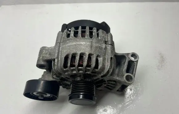 Ford Kuga II Generator/alternator bv6n10330bb