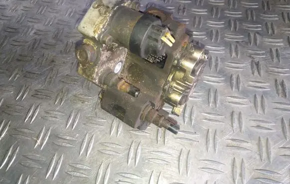 Renault Trafic II (X83) Fuel injection high pressure pump 0445010075 8200108225
