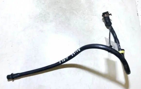 Volkswagen Golf III Engine coolant pipe/hose