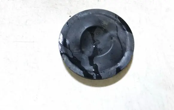 Nissan Almera Tino Headlight/headlamp dust cover 153873
