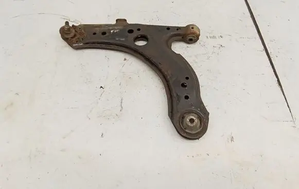 Volkswagen Golf IV Front lower control arm/wishbone