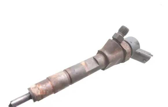 Volvo S40, V40 Fuel injector 7700111014 0445110021