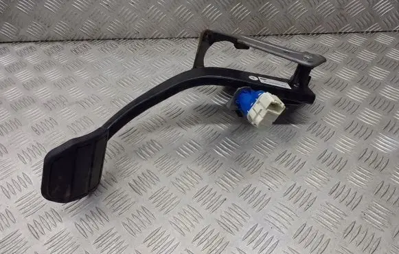 Land Rover Range Rover Sport L320 Clutch pedal SKB500031