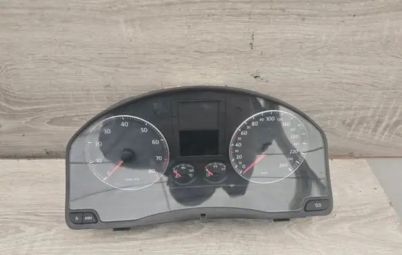 Volkswagen Golf V Speedometer (instrument cluster) 1K0920862J