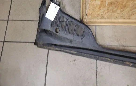 Peugeot 308 Wiper trim 9680347280