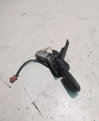 Peugeot 207 Ignition lock 9663123280