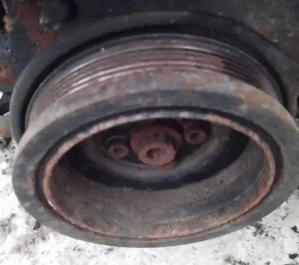 Volkswagen Touran I Crankshaft pulley