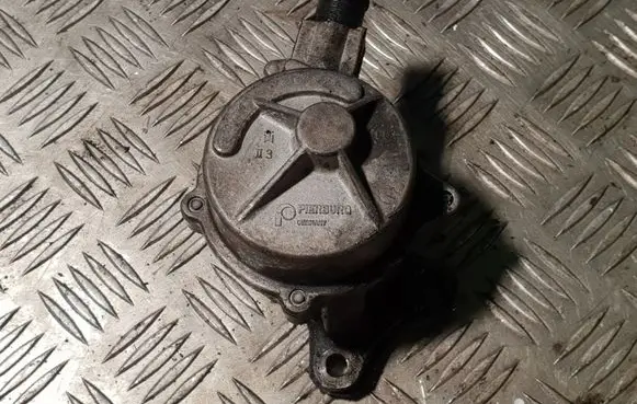Volvo S40, V40 Vacuum pump 72117222C