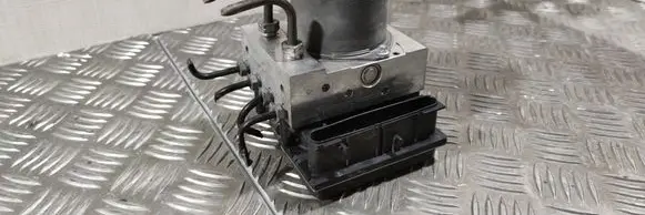 Mercedes-Benz B W245 ABS Pump A0064313812