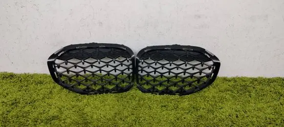 BMW 1 F40 Fender grill 5A39369 5A39370 5A16538