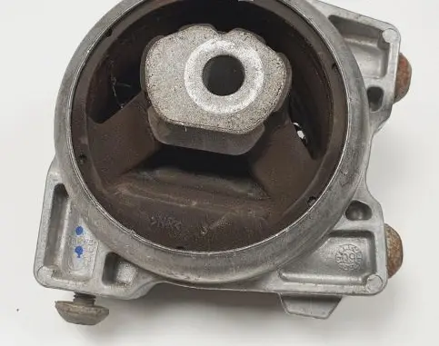 Mercedes-Benz A W169 Engine mount vacuum valve A1692400618
