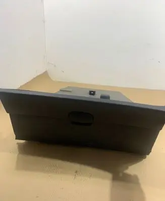 Nissan Qashqai+2 Glove box 68520jd900 68520jd91a