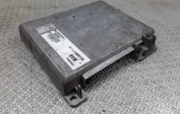 Renault Espace II Engine control unit/module 7700851739 7700851633 S100820101B