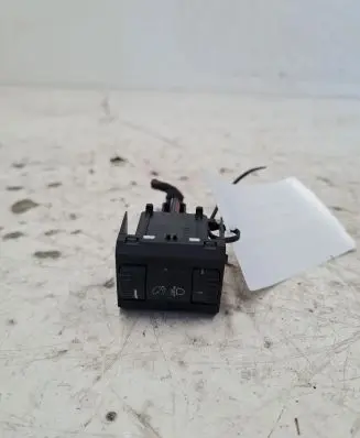 Skoda Octavia Mk2 (1Z) Headlight level height control switch