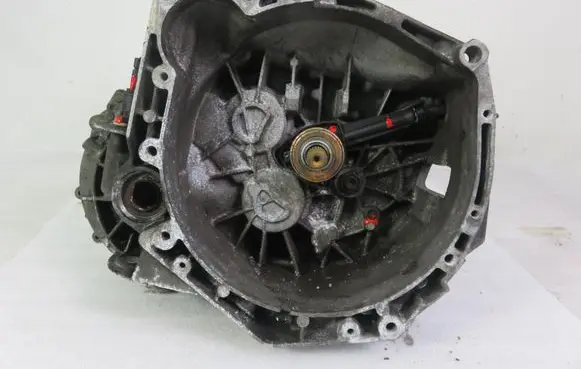 Renault Master II Manual 6 speed gearbox PF1AA013
