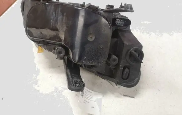 Ford Focus C-MAX Headlight/headlamp 3M5113006AH 27060001